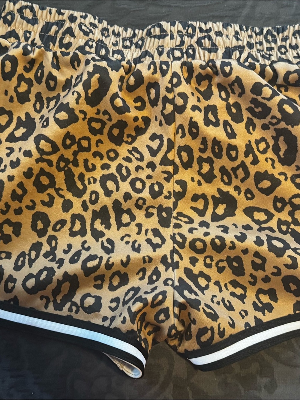No Boundaries Leopard Shorts Women’s Small - Picture 2 of 3